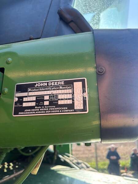 John Deere 1169h