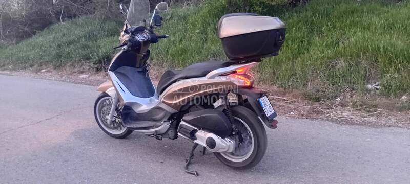 Piaggio bevery