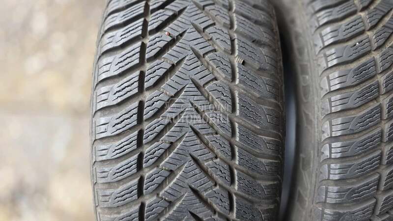 Goodyear 195/50 R15 Zimska