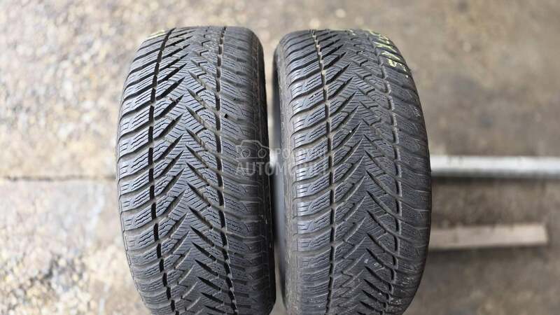Goodyear 195/50 R15 Zimska