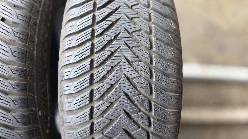 Goodyear 195/50 R15 Zimska