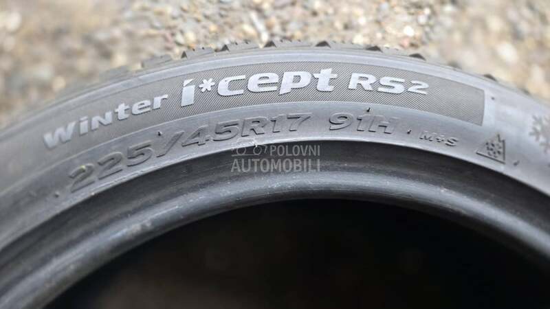Hankook 225/45 R17 Zimska