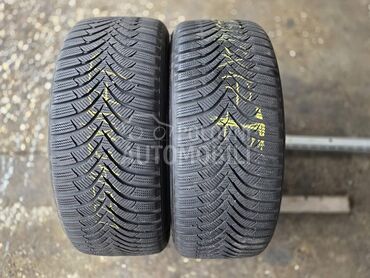 Hankook 225/45 R17 Zimska