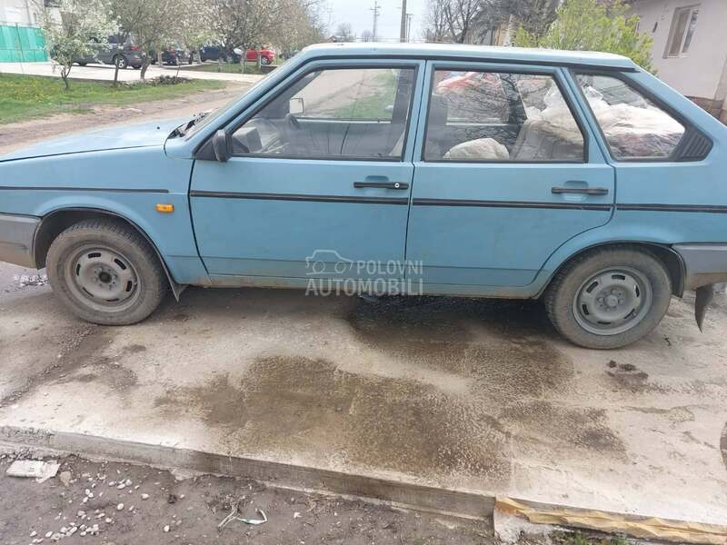 Lada Samara 
