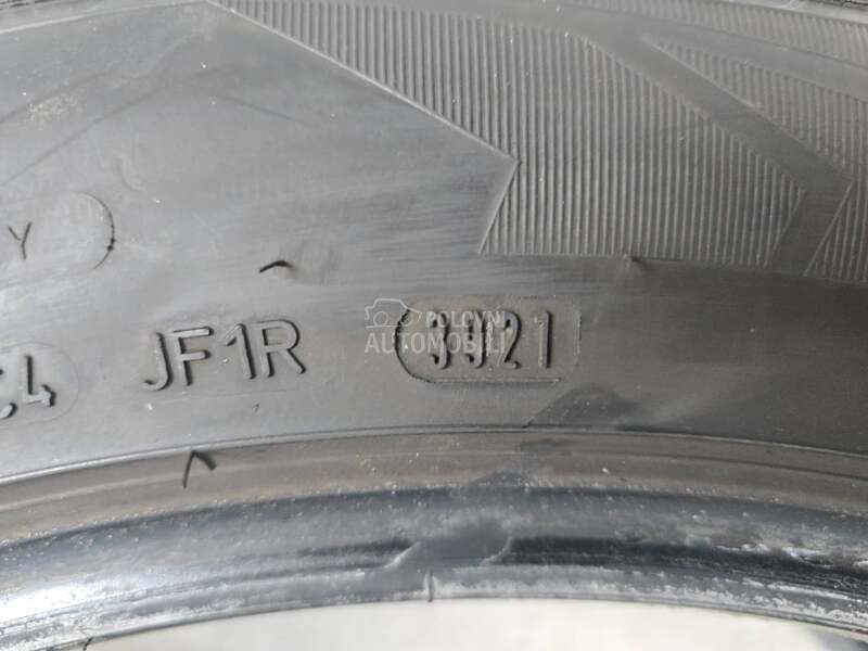 Goodyear 285/45 R20 Zimska