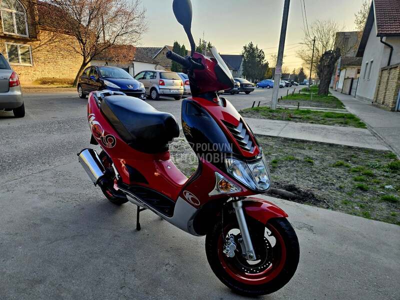 Kymco Super 9