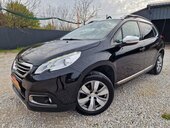 Peugeot 2008 1.2 //ALLURE//