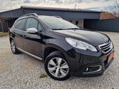 Peugeot 2008 1.2 //ALLURE//