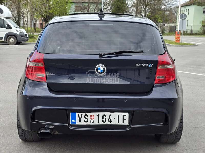 BMW 120 