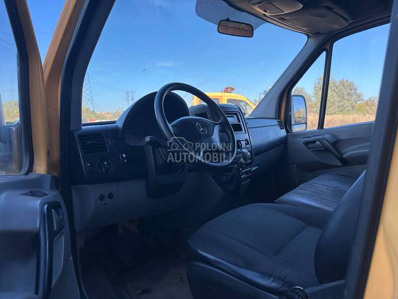 Mercedes Benz 511cdi kiper