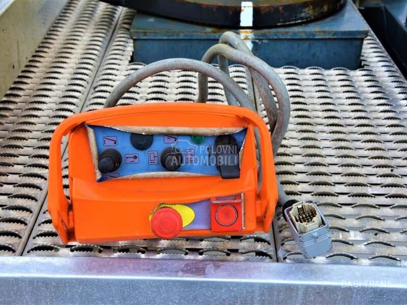 Volkswagen CRAFTER BIZZOCHI 162