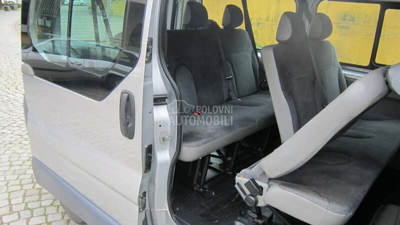 Renault Trafik 2.0 DCI putnicki