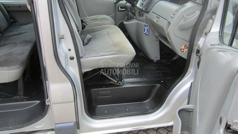 Renault Trafik 2.0 DCI putnicki