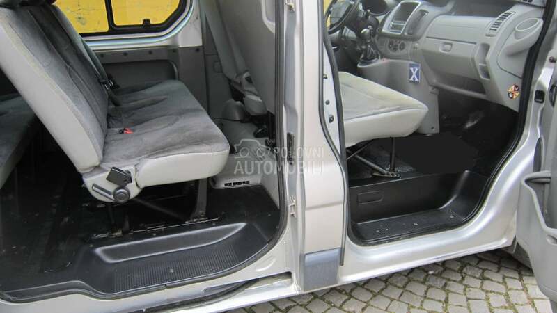 Renault Trafik 2.0 DCI putnicki
