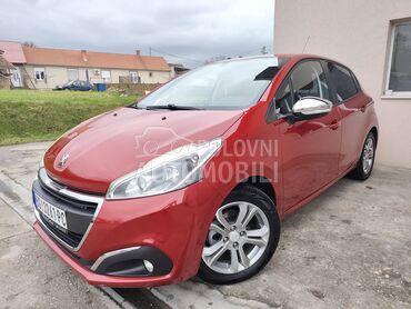 Peugeot 208 /LED-MEDIA-ALLURE/