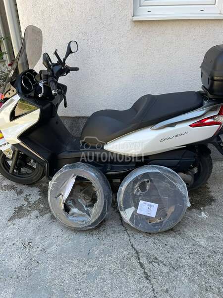 Kymco Downtown 300i