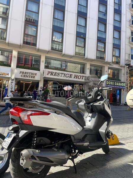 Kymco Downtown 300i