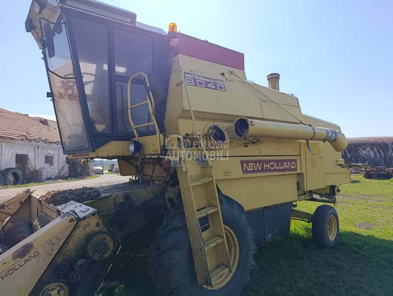 New Holland 8040