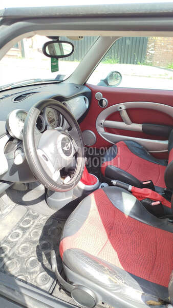 MINI Cooper 1.6