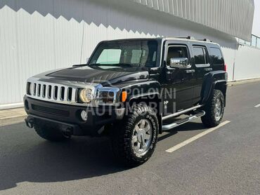 Hummer H3 