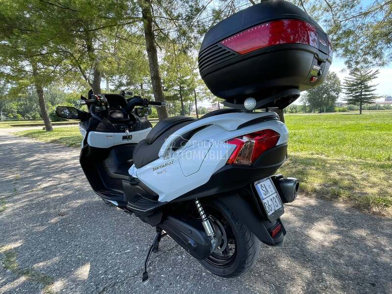 Suzuki burgman 650