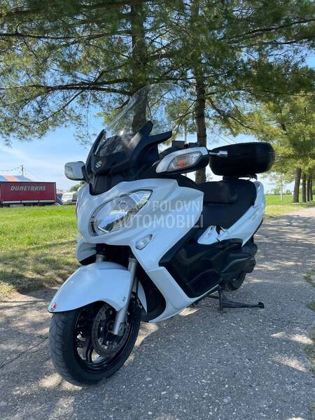 Suzuki burgman 650