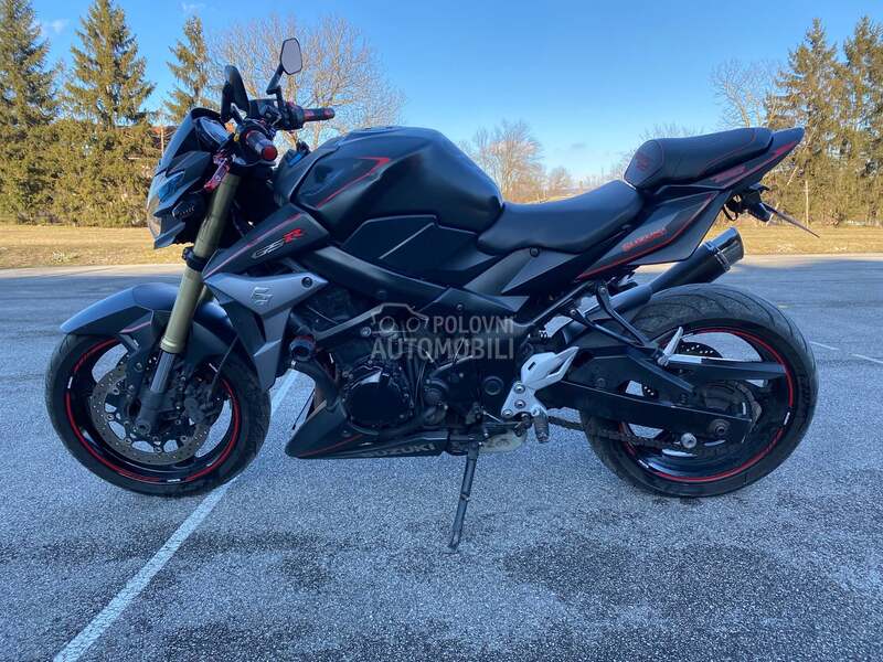 Suzuki GSR