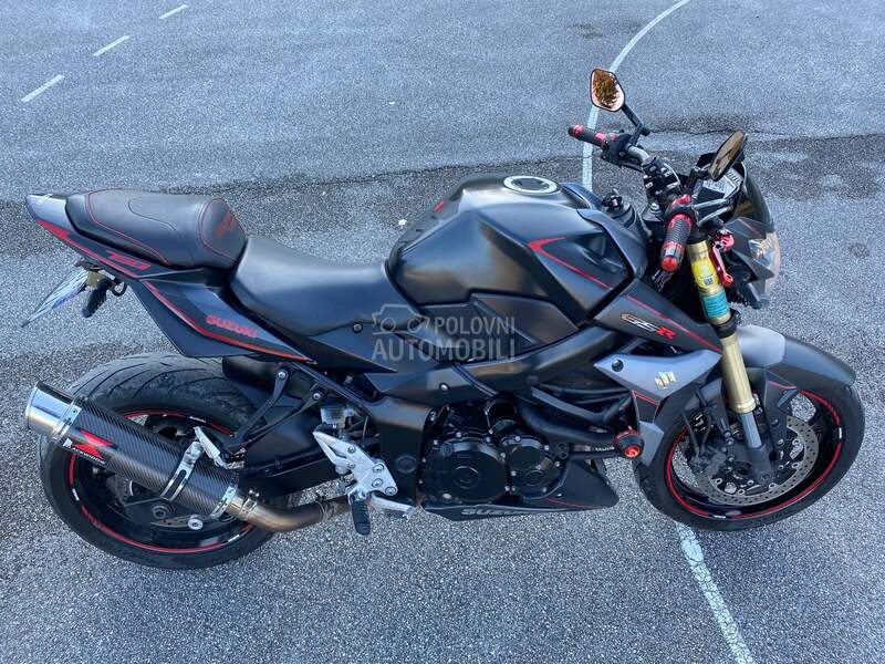 Suzuki GSR