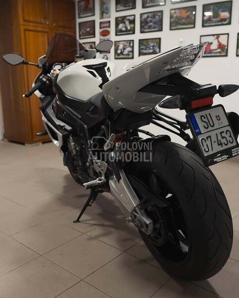 BMW S1000RR