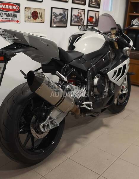 BMW S1000RR