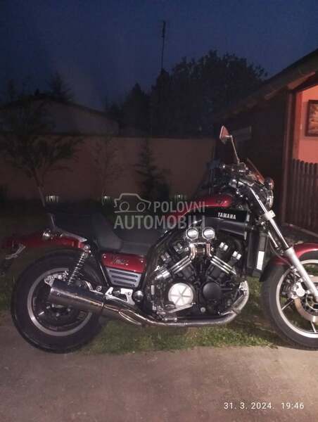 Yamaha V max 1200