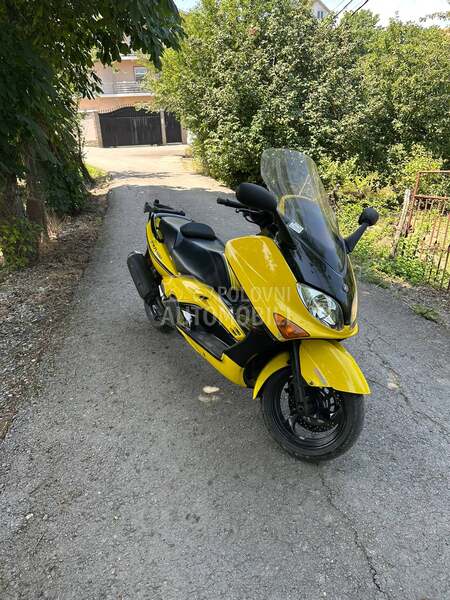Yamaha T max 500