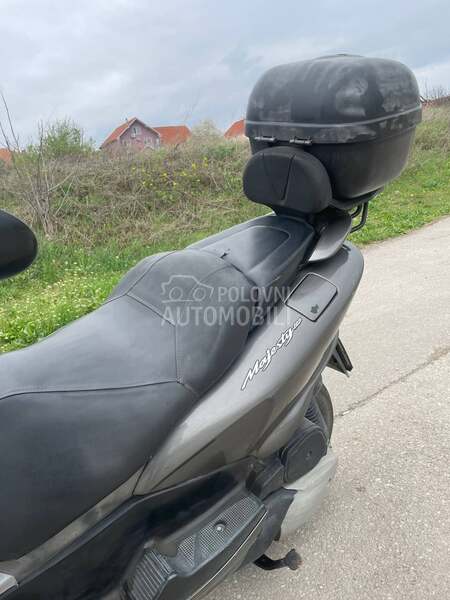 Yamaha majesty