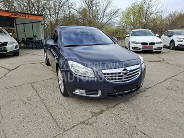 Opel Insignia 2,0 d  AUTOM