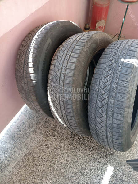 Continental 215/65 R17 Zimska