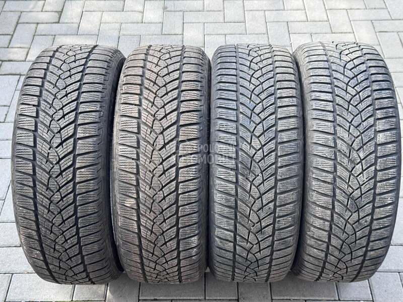 Goodyear 205/55 R17 Zimska