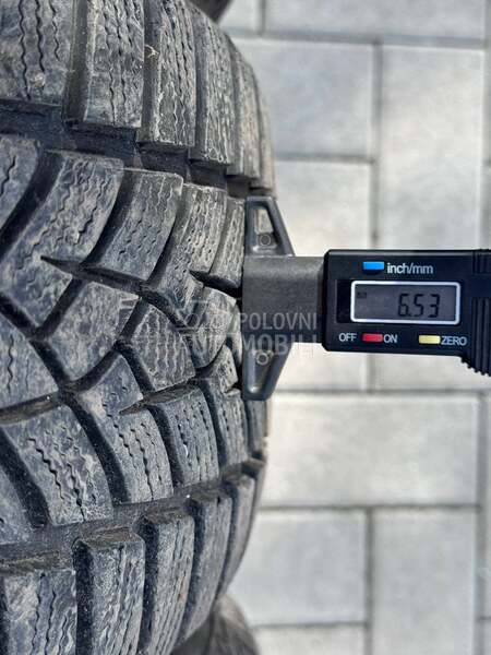 Goodyear 205/55 R17 Zimska