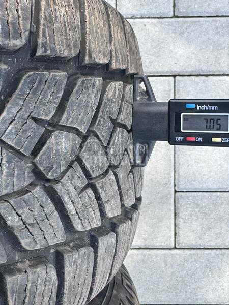 Goodyear 205/55 R17 Zimska