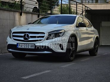 Mercedes Benz GLA 200 