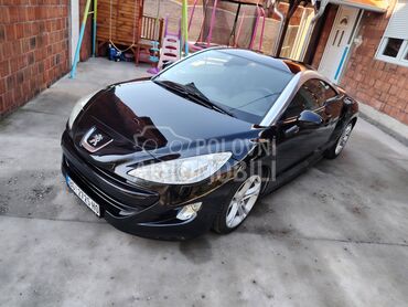 Peugeot RCZ 