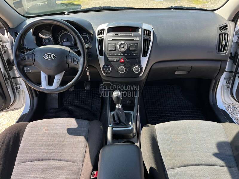 Kia cee`d 