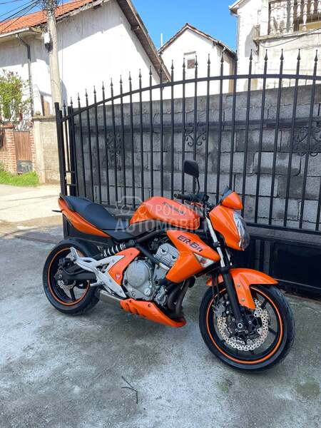 Kawasaki er6n