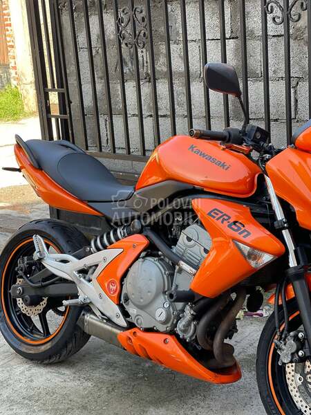 Kawasaki er6n