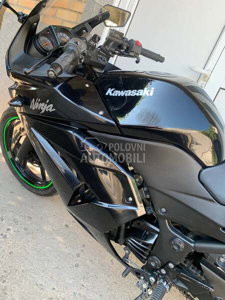 Kawasaki ninja 250 A2