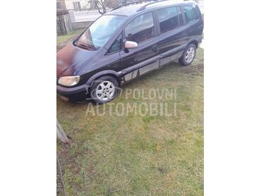 Opel Zafira 