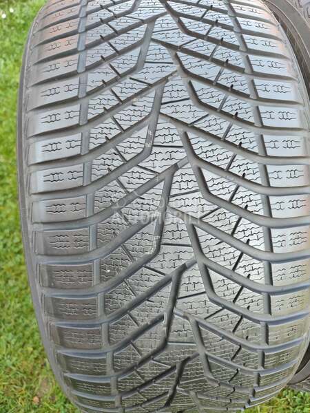 Yokohama 285/35 R21 Zimska