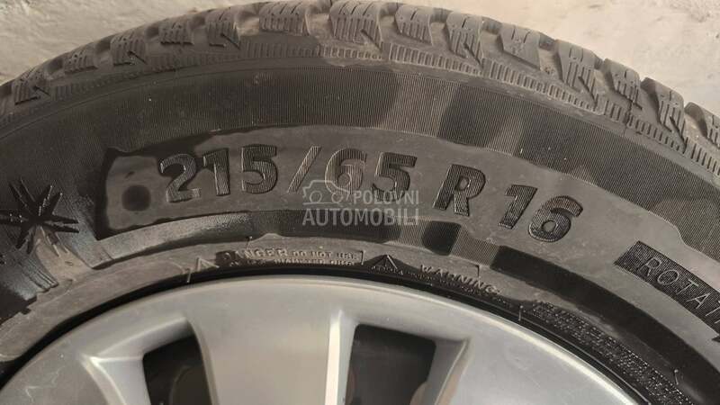 Michelin 215/65 R16 Zimska