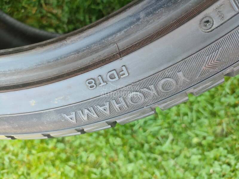 Yokohama 285/35 R21 Zimska