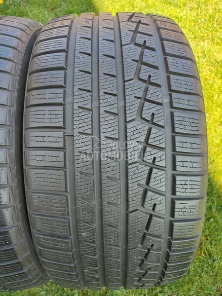 Yokohama 285/35 R21 Zimska