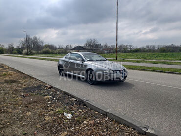 Alfa Romeo GT 1.9 jtd